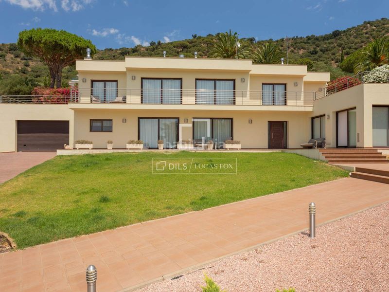 Foto 40824e78-dd53-46fa-aef7-5e97e82a9dab. Xalet amb aparcament piscina a Pau