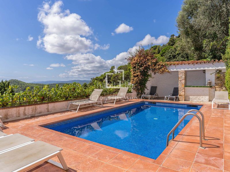 Foto ad5ce7e2-2928-407e-928e-a5aaf2a56c54. Xalet amb calefacció aparcament piscina a Fornells-Aiguablava Begur