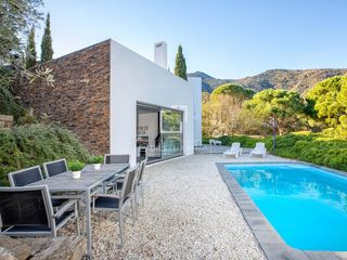 Xalet a Port de la Selva (El). Casa con jardín y piscina en venta en selva de mar, en una zona