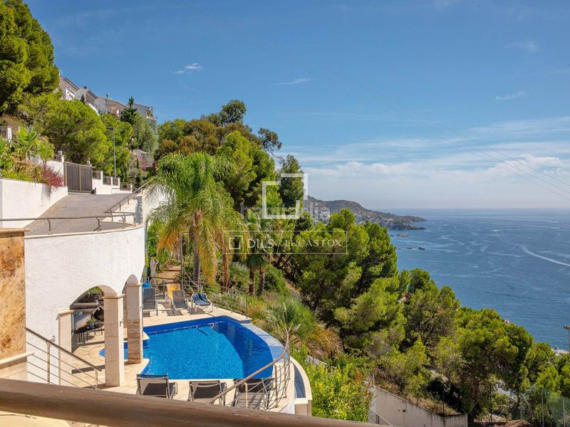 Foto a901d80f-58e8-4ac5-95c3-26ed98246985. Xalet amb calefacció aparcament piscina a Puig Rom-Canyelles-Almadrava Roses