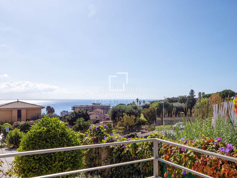 Foto f7a430d5-ea59-4531-9a47-bc99a68f1398. Xalet amb calefacció aparcament piscina a Roca Grossa Lloret de Mar
