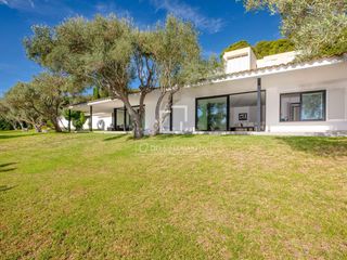 Chalet in Fornells-Aiguablava. Exclusiva finca de una sola planta con 3 dormitorios, situada en