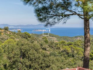 Chalet à Begur. Casa tradicional con 4 dormitorios, un gran jardín con posibilid