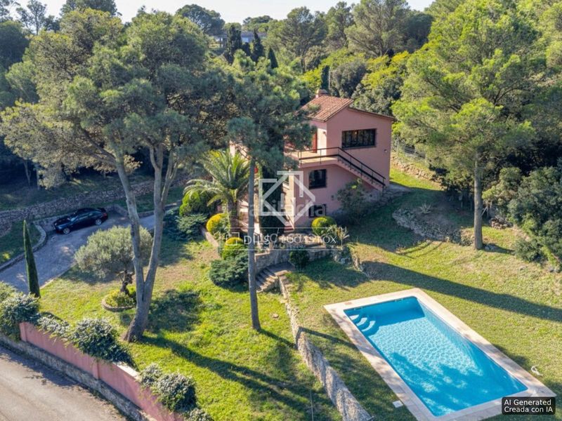 Foto 2a597d93-d5f7-40d1-9854-5c606c8d9a09. Chalet con riscaldamento parcheggio in Begur Begur