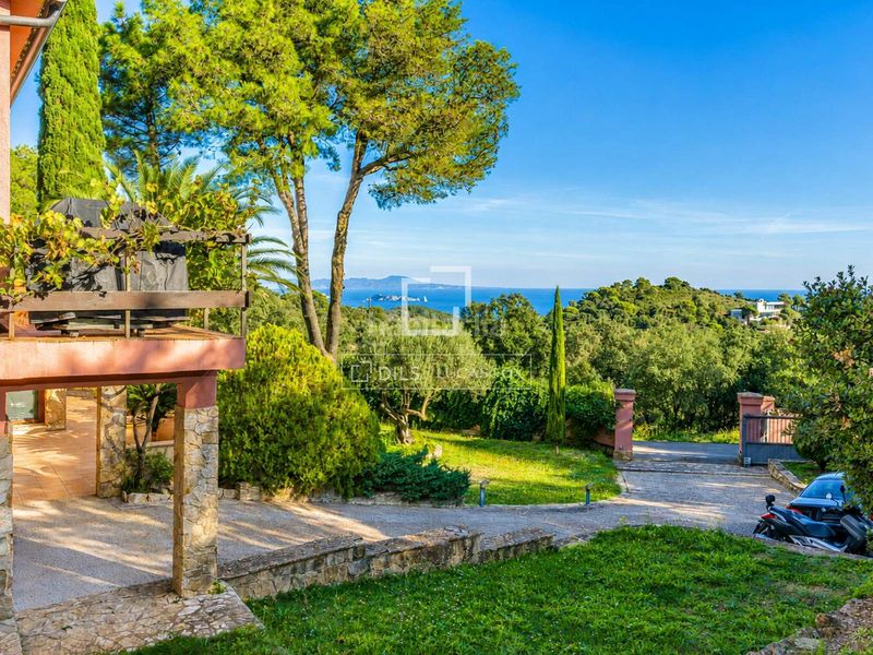Foto f112fe3c-a272-432b-95ec-e612ba1e2e96. Chalet con riscaldamento parcheggio in Begur Begur
