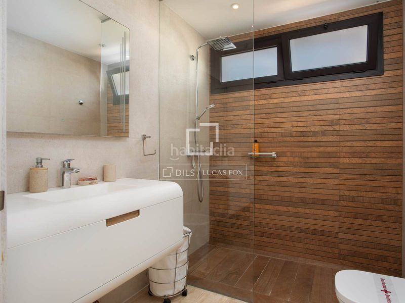 Foto 12d0bba3-daaf-4fc1-802a-6898044b0d7e. Chalet with heating parking pool in Santa Maria de Llorell Tossa de Mar