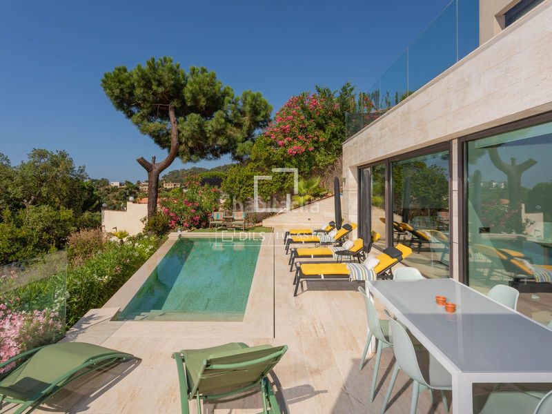 Foto df1409ff-c23a-422f-84a9-f12c151890c0. Chalet with heating parking pool in Santa Maria de Llorell Tossa de Mar