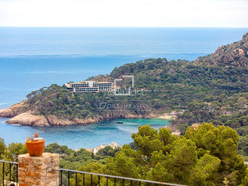 Foto d7e7e068-8b39-4861-a1be-b0fab62a9189. Xalet amb calefacció aparcament piscina a Fornells-Aiguablava Begur