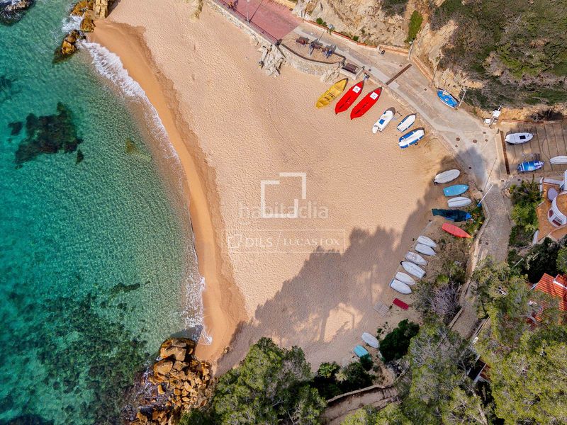 Foto 015b8124-6e5b-4922-bd45-3397da7e1072. Xalet amb aparcament piscina a Montgoda Lloret de Mar