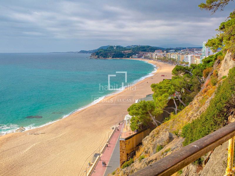 Foto 98ca35ae-ebb1-486e-92fe-8c3d7a148cd9. Xalet amb aparcament piscina a Montgoda Lloret de Mar