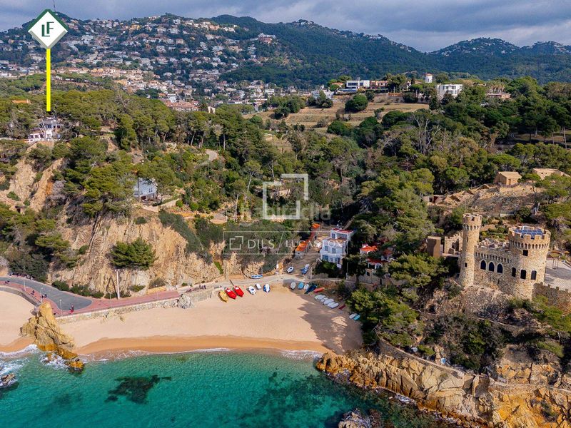 Foto a2106a52-9fb5-4512-991c-370eca1bb874. Xalet amb aparcament piscina a Montgoda Lloret de Mar