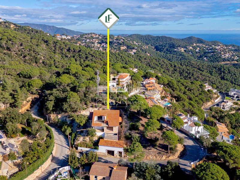 Foto 1144798e-2f97-402a-b6d5-86ce4b6fd449. Xalet amb calefacció aparcament piscina a Roca Grossa Lloret de Mar