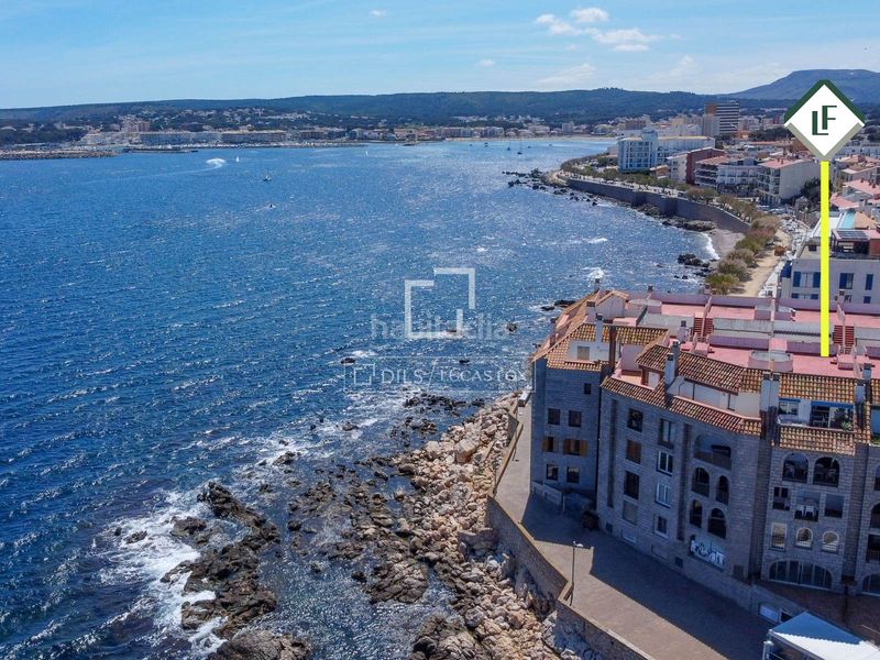 Foto 0100e3e5-8cf4-4e06-abb8-76048cf01a70. Flat with heating parking in Nucli Antic Escala (L´)