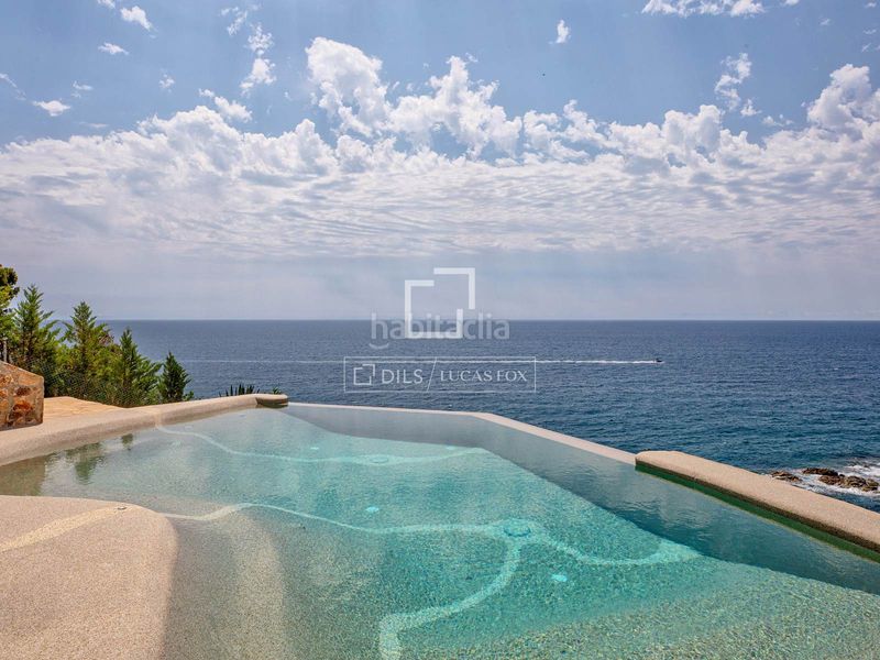 Foto 54ab080e-f00e-418c-b798-e99d0931b660. Xalet amb aparcament piscina a Montgoda Lloret de Mar