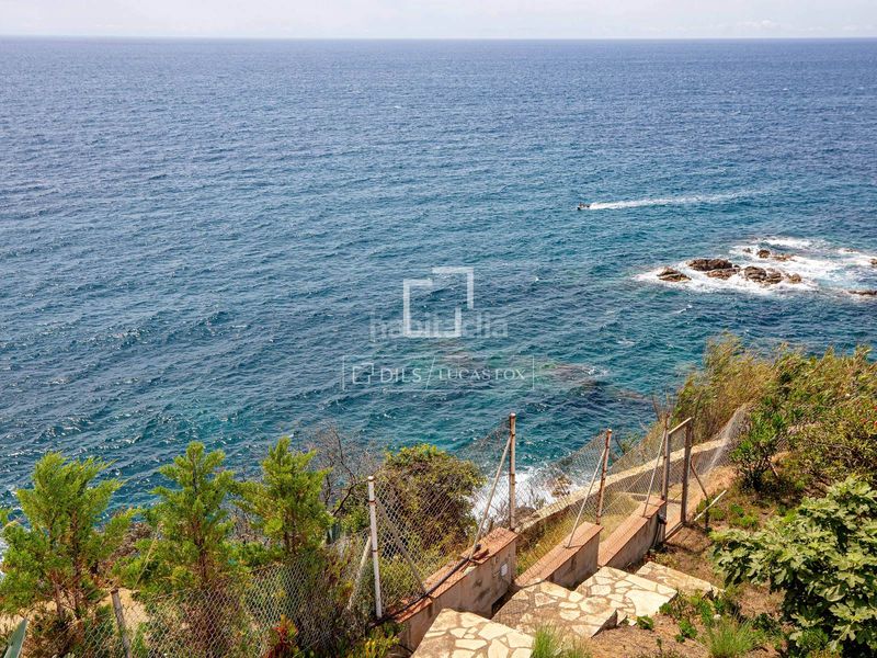 Foto e81eda87-f3c6-4528-9a37-658fe9458a07. Xalet amb aparcament piscina a Montgoda Lloret de Mar