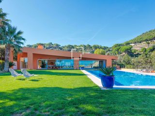 Chalet in Fornells-Aiguablava. Villa excepcional de 6 dormitorios en venta en aiguablava