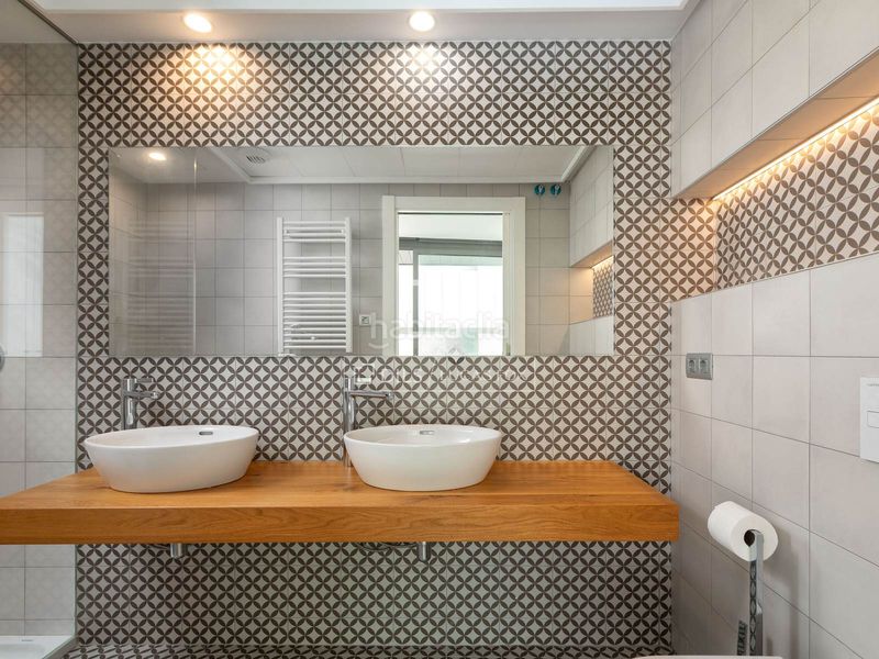 Foto a9beccc4-533f-481e-9a27-90d48d758675. Flat with parking pool in Centre Lloret de Mar