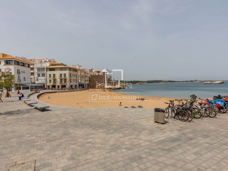 Foto 2f3f8f46-60ba-43f8-86b8-03a0f4dca716. Xalet amb aparcament a Nucli Antic Escala (L´)