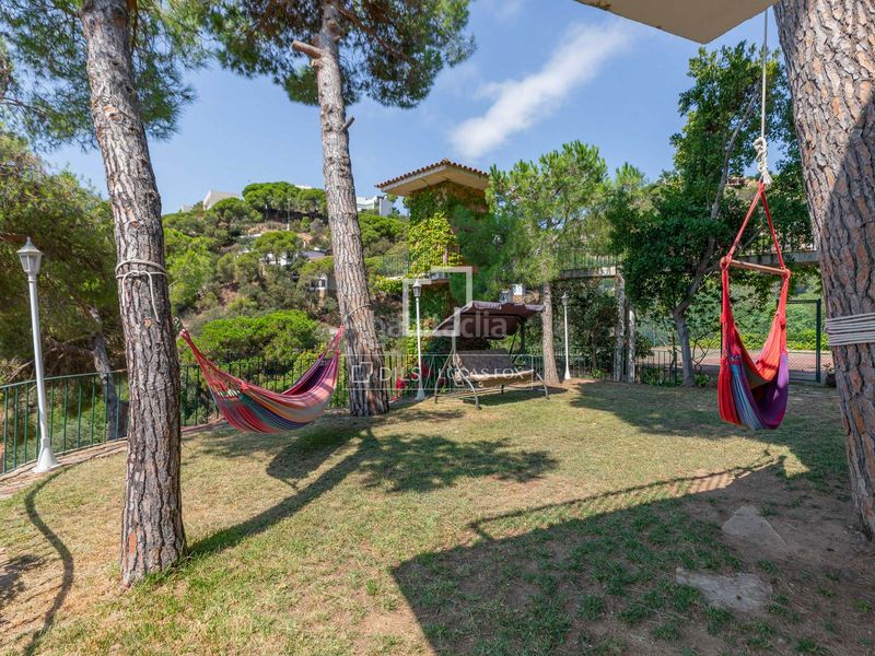 Foto 02c50f89-1e5f-4e4b-80f0-caed52e68e4d. Xalet amb calefacció aparcament piscina a Canyelles Lloret de Mar