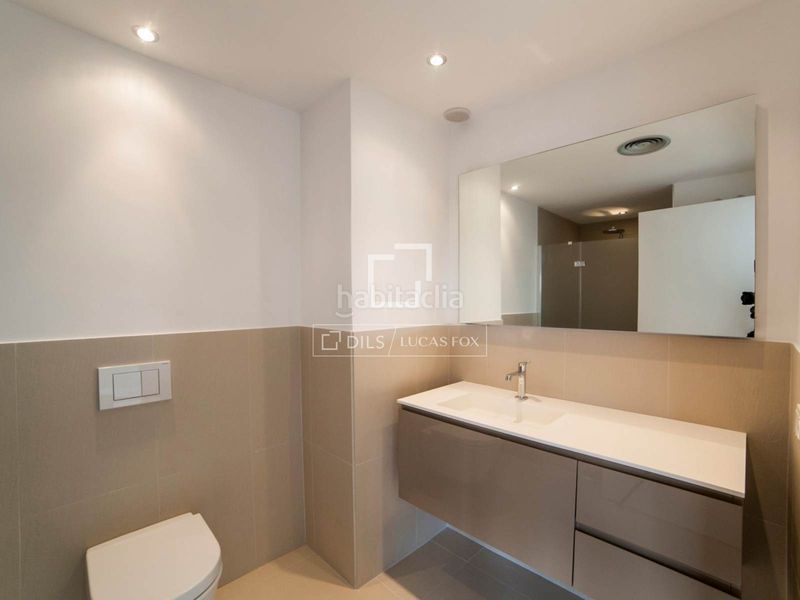 Foto 8dd24321-29a6-45bc-9e0a-2d629301e31f. Xalet amb aparcament piscina a Montgoda Lloret de Mar