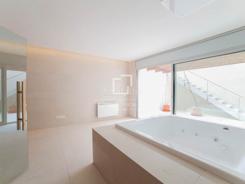 Foto a6c72595-2e11-45c5-8aa4-15d64111abbc. Xalet amb aparcament piscina a Montgoda Lloret de Mar