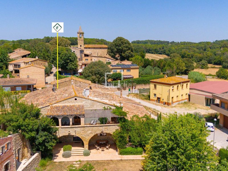 Foto 4c2057d3-d2ca-459c-848d-2c4c3402c4c6. Masia amb calefacció a Vilademuls