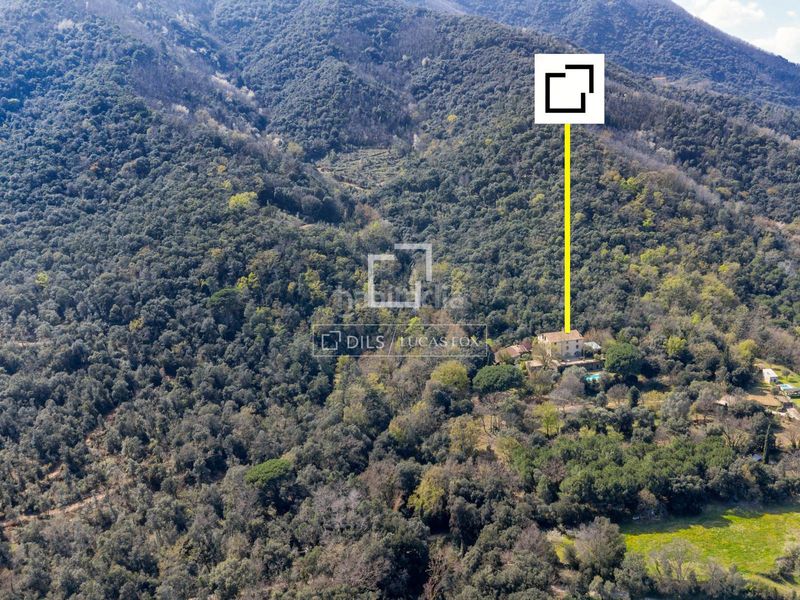 Foto 5f07b8b7-8916-4b82-a57f-7c6dfa458fc2. Masia amb aparcament piscina a Anglès