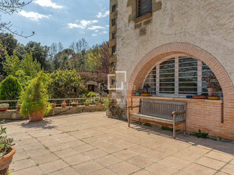 Foto ec5c872e-9eee-491b-a101-d38140d4435f. Masia amb aparcament piscina a Anglès