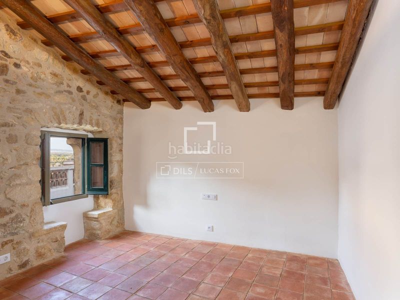 Foto b7b00c57-5b67-493b-a020-b489864224d4. Masia amb piscina a Pals
