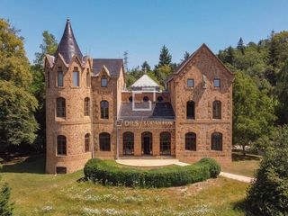 Masia a Sant Hilari Sacalm. Castillo de 19 dormitorios en venta en la selva, girona