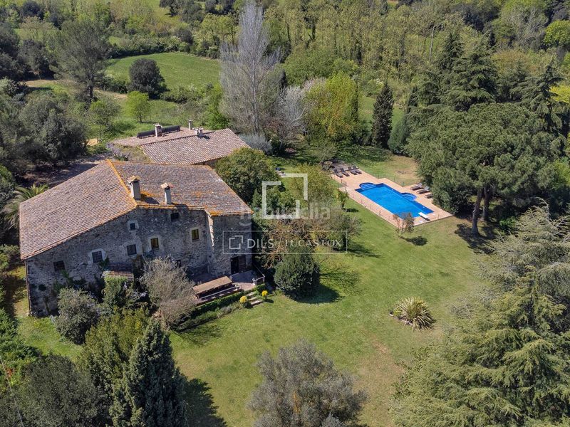 Foto a8c0488a-9188-4141-9540-2b296f195557. Masia amb calefacció aparcament piscina a Sant Martí Vell