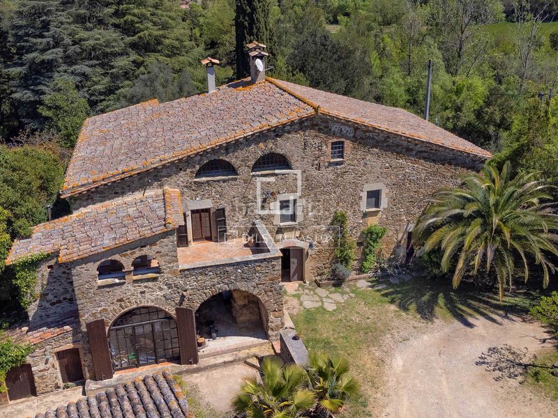 Foto c99f2380-41d6-41dc-aa1b-8763a73d2e67. Masia amb calefacció aparcament piscina a Sant Martí Vell