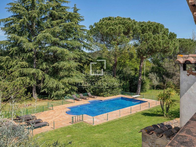 Foto e8bf033b-3c3f-44fa-83e9-db215597e706. Masia amb calefacció aparcament piscina a Sant Martí Vell
