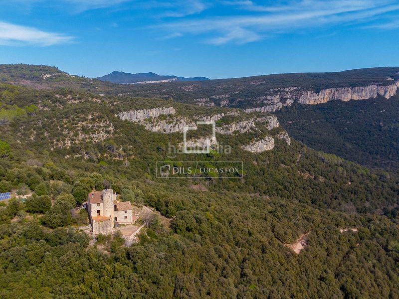 Foto 612e8c1f-8d0f-4216-af8c-73b73a970a36. Masia amb calefacció aparcament a Amer