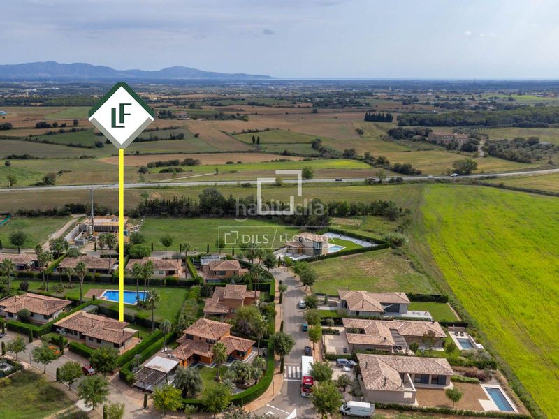Foto e78401f8-a0ba-4aae-9494-a7f311a7123e. Xalet amb calefacció aparcament piscina a Navata