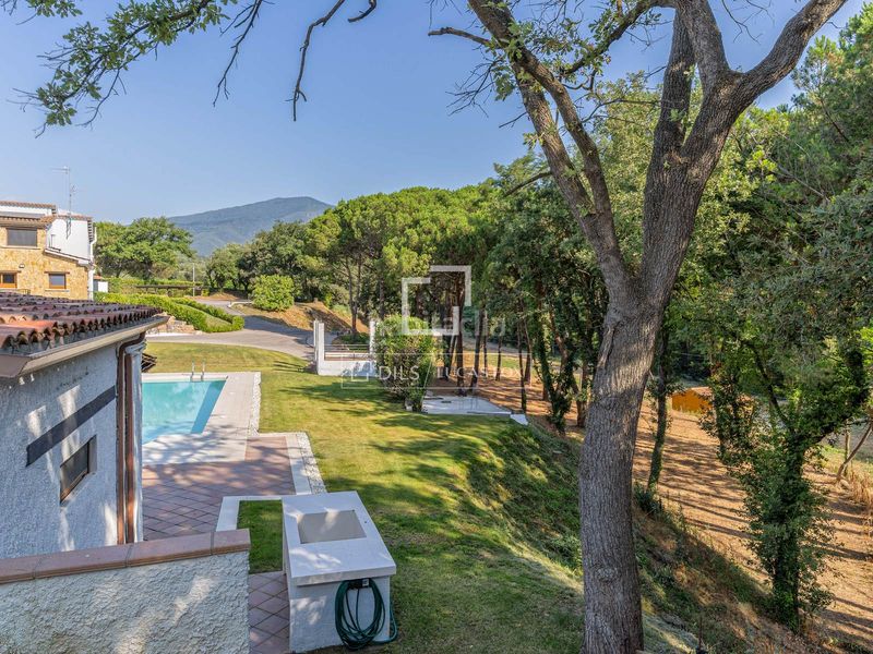 Foto 0b2fa66c-0d13-4342-9b96-1b3f7274074c. Masia amb calefacció aparcament piscina a Gualba