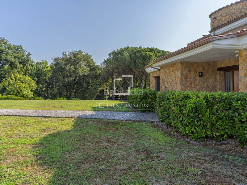 Foto c7d00e5d-7fa9-4522-846e-cb1fcb7d43f3. Masia amb calefacció aparcament piscina a Gualba