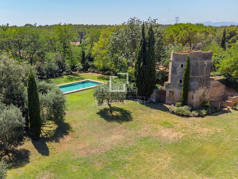 Foto 6eb2dcaf-c763-45c5-a92a-f9ec74ac3e3f. Masia amb calefacció aparcament piscina a Garrigàs