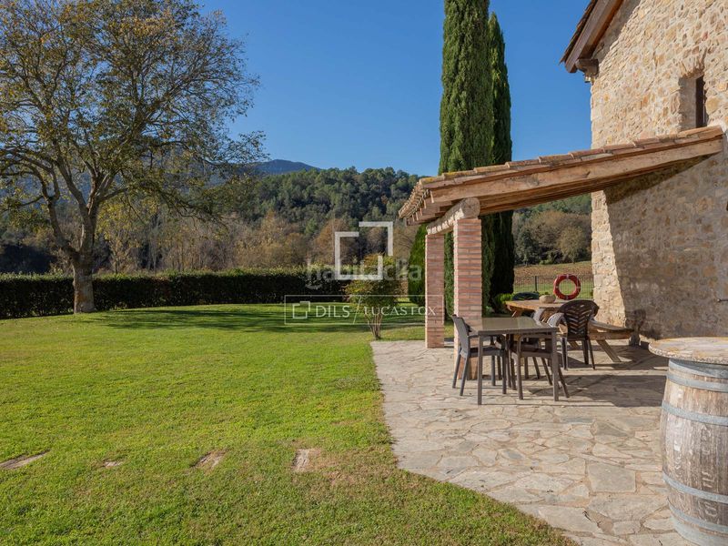 Foto 9bd6da55-56dd-4d75-862c-9652b0f30aa1. Masia amb aparcament piscina a Santa Pau
