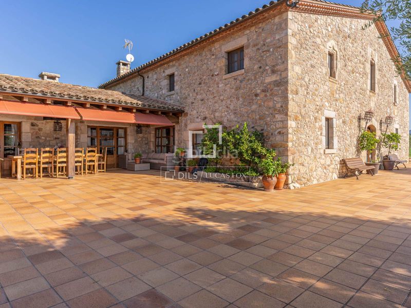 Foto efb4064b-765d-4897-a5fd-e9c7bd43378e. Masia amb calefacció aparcament piscina a Breda