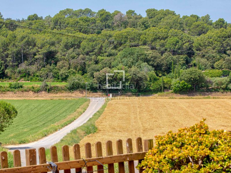 Foto 4ff34e2c-4e2e-4b17-8a91-5e95519c5fde. Masia a Foixà