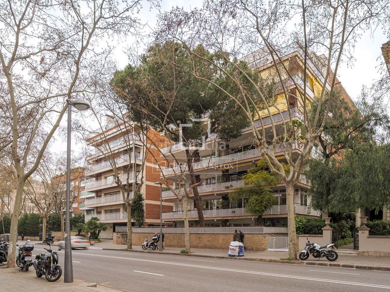 Foto 79ed3186-e4f9-45ed-8eb6-1835da7a0bc7. Pis amb calefacció a Sant Gervasi - Bonanova Barcelona