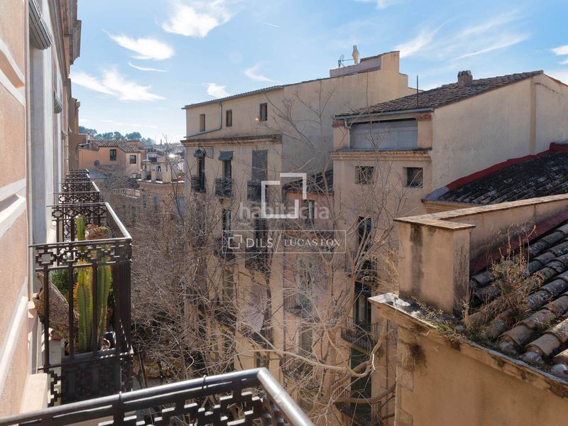 Foto e4e0ef79-5944-4424-a2c7-b1405d0ced28. Àtic amb calefacció a Centre-Barri Vell Girona
