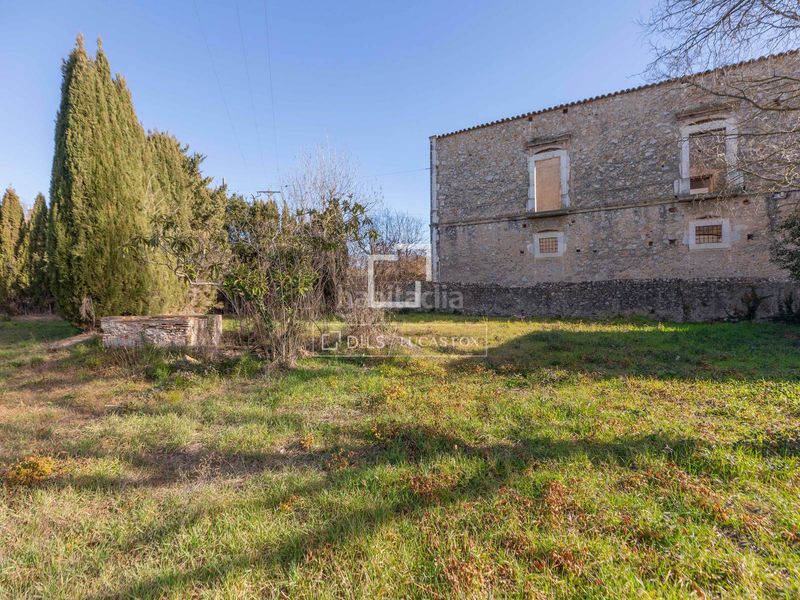 Foto 4655431d-7292-4ac0-a453-b59066f01d9e. Masia amb aparcament a Vilaür