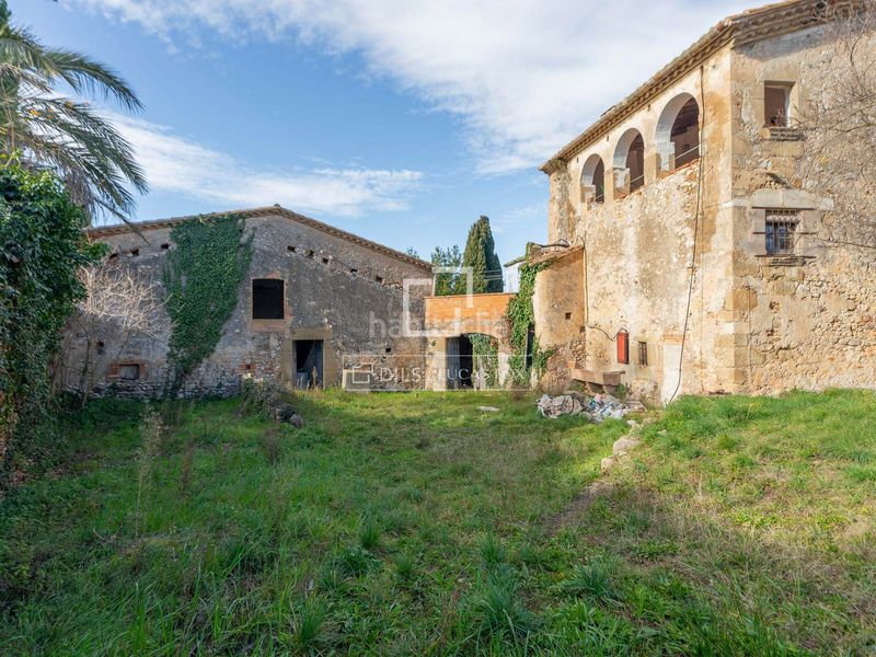 Foto eea8d01a-bb88-4207-a797-04c1f9c30f99. Masia amb aparcament a Vilaür