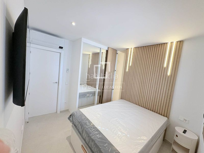 Foto e59efefc-33dd-4947-8a97-c2b3b22d0b61. Flat in Dalt Vila-La Marina Ibiza