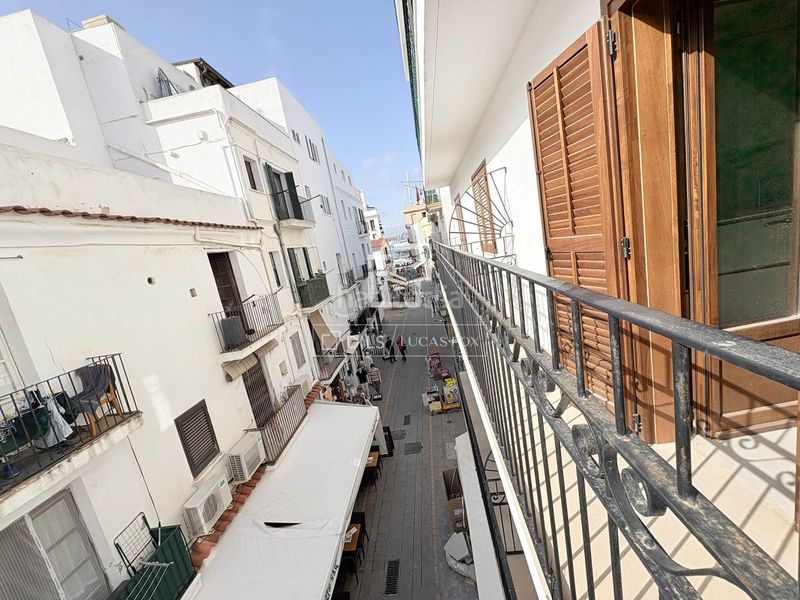 Foto f0f374b4-08bd-40a8-81b4-fd1d43953381. Flat in Dalt Vila-La Marina Ibiza