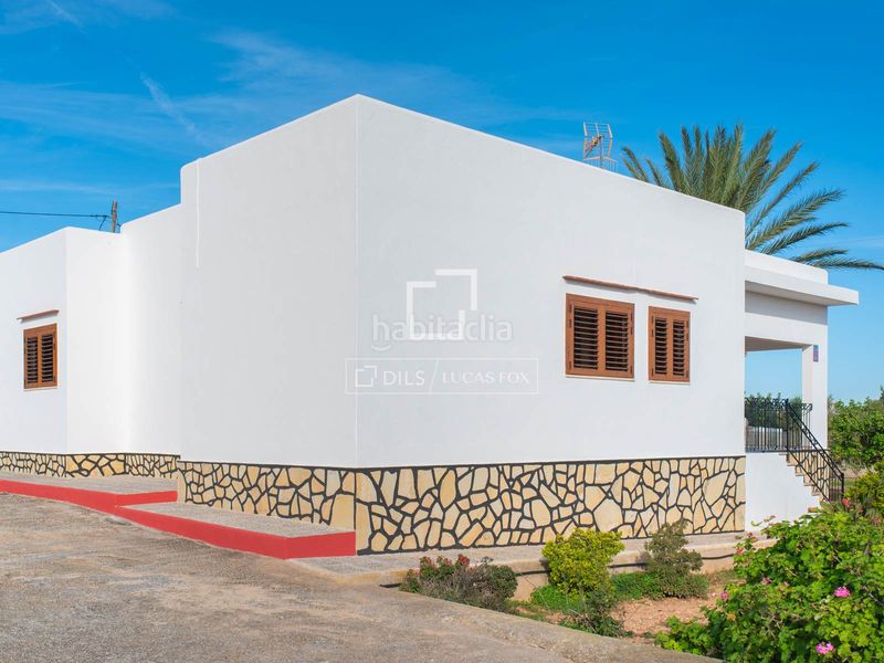 Foto 493ffac2-df7d-4506-b3b2-1494daf11e2e. Chalet casa villa de 4 dormitorios en venta en ibiza ciudad, islas baleares en Sant Josep de sa Talaia
