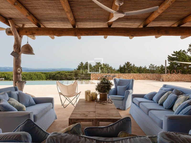Foto a0e1ec8e-67b5-4570-8c04-6273c74bd3bb. Xalet amb calefacció aparcament piscina a Formentera
