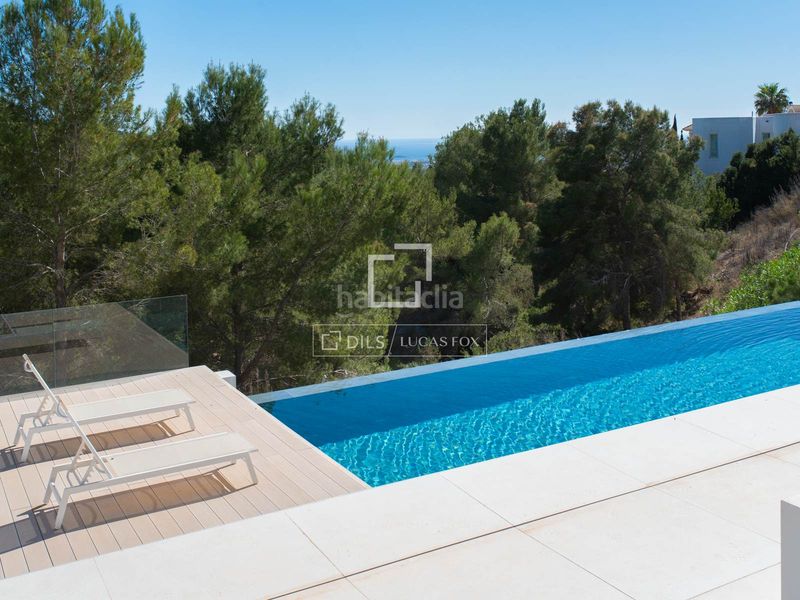 Foto fe54324f-e4a2-4283-8a94-8b2632995f9a. Xalet amb calefacció aparcament piscina a Can Furnet Santa Eulària